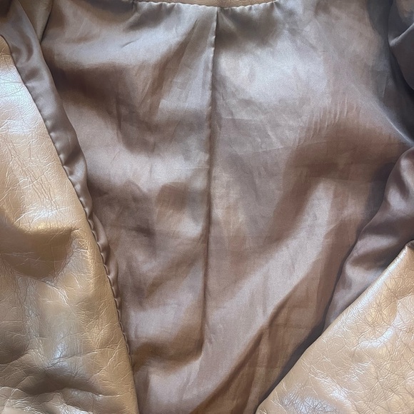 L2 - Tan Faux Leather Jacket Sz M - Picture 5 of 5